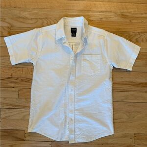 Arrow White Short Sleeve Casual Button-Down Shirt